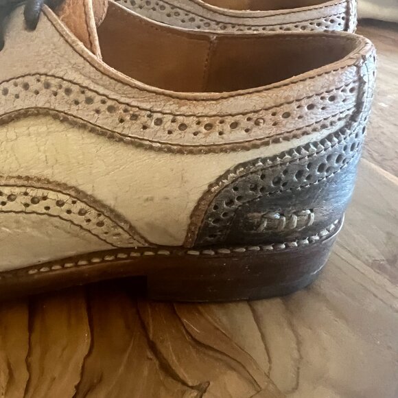 Sundance Vintage Flat Dress Shoes - Picture 2 of 6